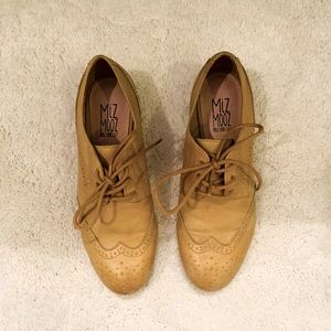 Yellow oxfords